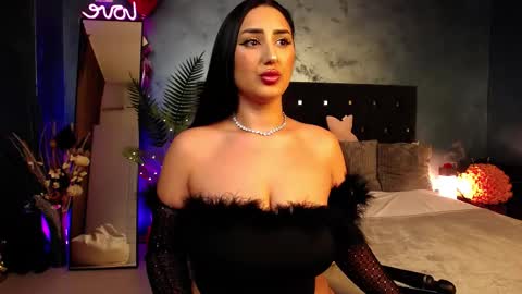 Bella online show from March 18, 5:16 pm