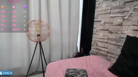   online show from March 10, 4:14 pm