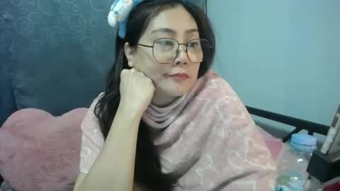 Bella online show from March 14, 9:31 pm