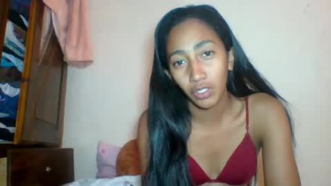 belle_annah online show from June 29, 6:41 am