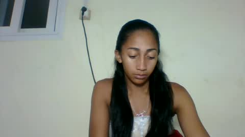 belle_annah online show from July 10, 3:25 pm