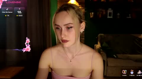 Snapshot of belle_vill chatting on September 12, 8:14 am Belle online show from September 12, 8:14 am