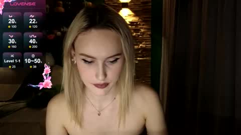 Snapshot of belle_vill chatting on September 21, 12:40 pm Belle online show from September 21, 12:40 pm