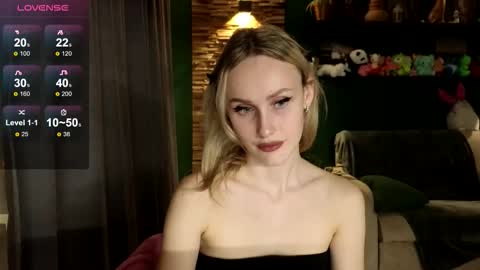 Snapshot of belle_vill chatting on November 20, 11:21 am Belle online show from November 20, 11:21 am