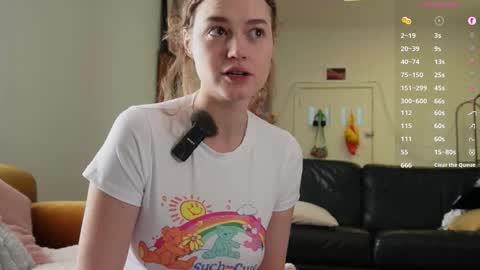 BELLE   online show from October 17, 3:42 am