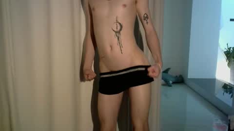 PrettyBoy online show from May 19, 8:48 pm