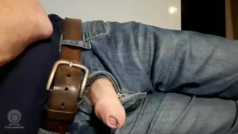 Snapshot of bend_me_over_naked chatting on March 10, 10:24 pm Bend Me Over NAKED online show from March 10, 10:24 pm