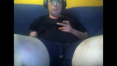 bender_35 online show from January 7, 10:41 pm