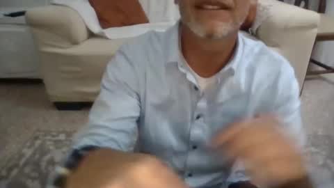 Snapshot of benedett22 chatting on November 25, 2:33 am benedett22 online show from November 25, 2:33 am