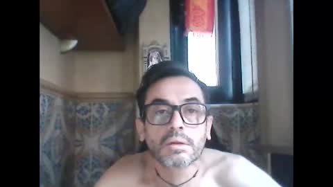 benidorm9 online show from May 24, 5:29 pm