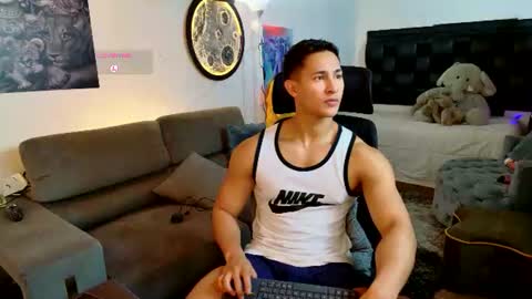 Snapshot of benjamincooperk1 chatting on July 16, 7:58 am benjamincooperk online show from July 16, 7:58 am