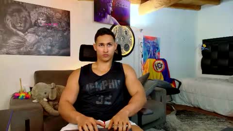 Snapshot of benjamincooperk1 chatting on July 24, 4:21 am benjamincooperk online show from July 24, 4:21 am