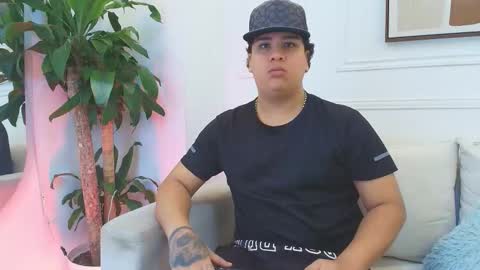 bennett_alejoo online show from December 5, 7:21 pm