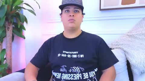 bennett_alejoo online show from February 24, 2:20 am