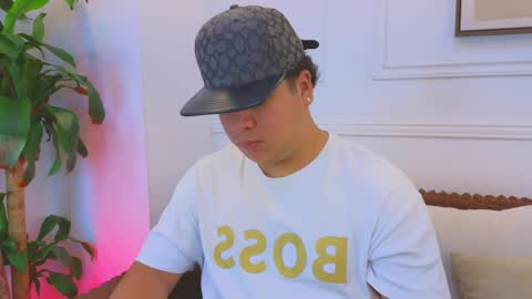 bennett_alejoo online show from April 4, 7:11 pm