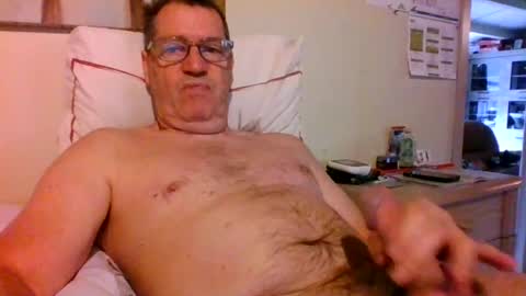 bennybutterfly007 online show from June 15, 8:05 am