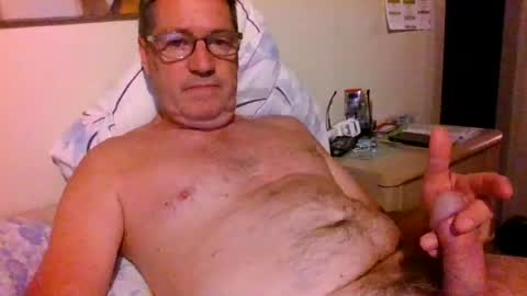 bennybutterfly007 online show from August 1, 7:35 pm