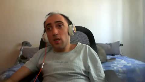 bentish online show from September 21, 8:05 am