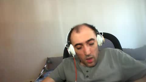 bentish online show from October 11, 7:40 am