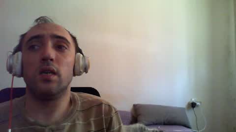 bentish online show from June 24, 9:52 am