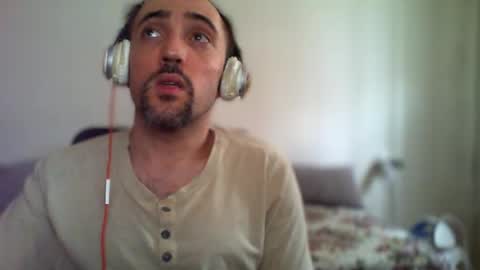 bentish online show from August 8, 6:48 am