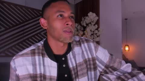 bento_fox online show from January 14, 3:45 am