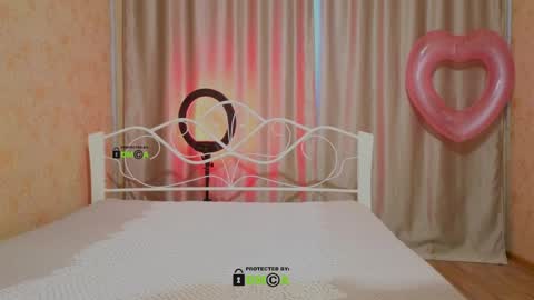 Snapshot of berkova_le chatting on March 28, 8:36 am Berkova L online show from March 28, 8:36 am