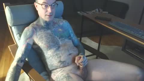 Snapshot of bernhard666 chatting on February 16, 3:16 pm bernhard666 online show from February 16, 3:16 pm