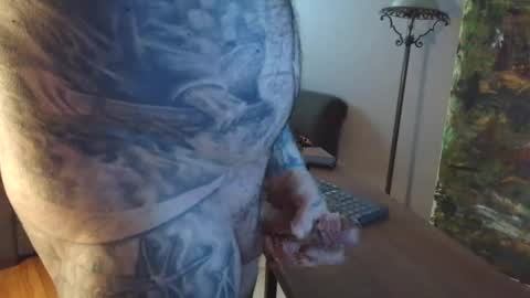 Snapshot of bernhard666 chatting on November 1, 3:14 pm bernhard666 online show from November 1, 3:14 pm