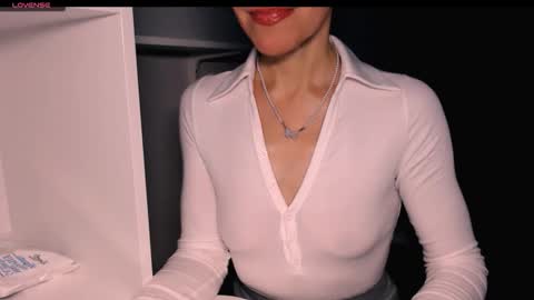 berry2024 online show from February 8, 7:34 am