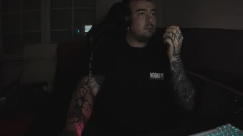 berto3389 online show from February 20, 3:03 am