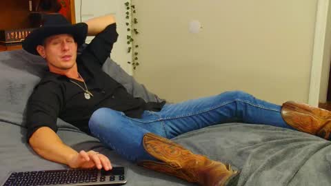 twitter zack1fisher online show from December 21, 1:02 am