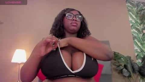 BETSY online show from January 6, 9:50 pm