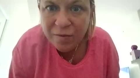 betsygore78 online show from September 16, 5:14 pm