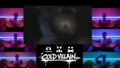 Snapshot of bff405 chatting on March 8, 6:50 am BigFreakyFreaky online show from March 8, 6:50 am