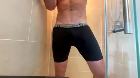 Snapshot of bicuriousbigdick chatting on February 1, 2:04 pm bicuriousbigdick online show from February 1, 2:04 pm