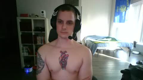 Snapshot of bicyclesocks chatting on April 5, 1:14 am bicyclesocks online show from April 5, 1:14 am