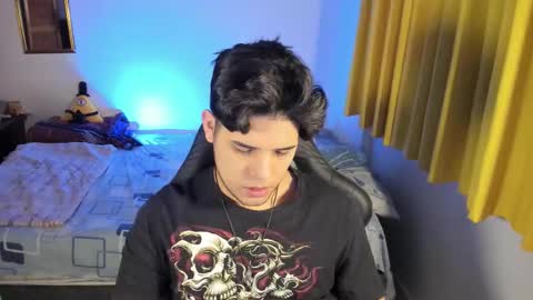 Logan Sprouse online show from February 19, 8:49 pm