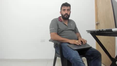 Tommy online show from November 20, 2:45 am