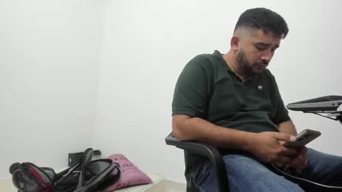 Tommy online show from December 15, 9:13 am