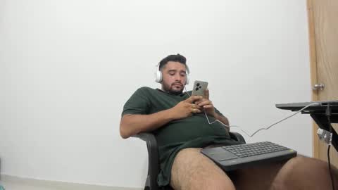 Tommy online show from December 18, 1:00 am