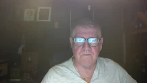 Snapshot of bigbeerdrinker1 chatting on March 15, 5:24 am bigbeerdrinker online show from March 15, 5:24 am