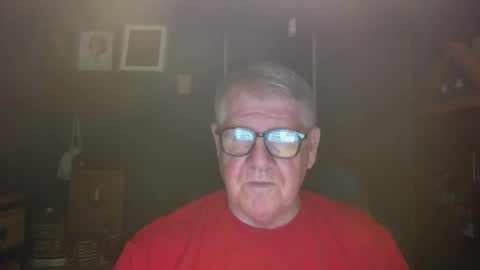 Snapshot of bigbeerdrinker1 chatting on March 18, 4:04 am bigbeerdrinker online show from March 18, 4:04 am