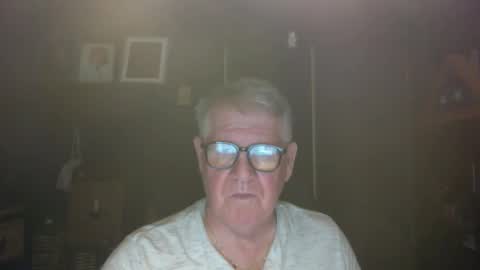 Snapshot of bigbeerdrinker1 chatting on March 19, 5:11 am bigbeerdrinker online show from March 19, 5:11 am