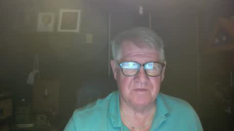 Snapshot of bigbeerdrinker1 chatting on March 31, 6:36 am bigbeerdrinker online show from March 31, 6:36 am