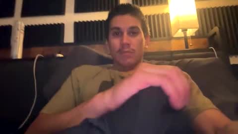 bigben281330 online show from April 1, 7:44 pm