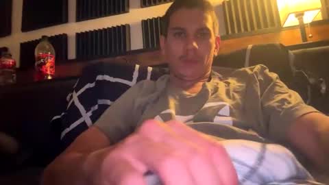 Snapshot of bigben281330 chatting on May 17, 4:36 pm bigben281330 online show from May 17, 4:36 pm