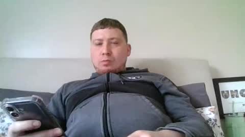 bigbowl95 online show from March 4, 9:15 am