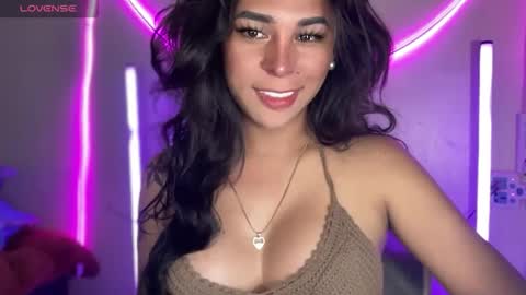 queen amanda online show from May 18, 3:46 am