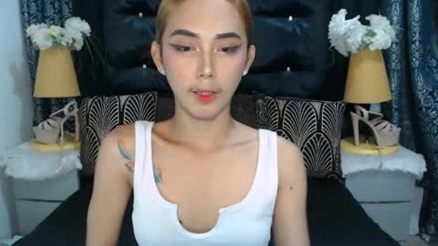 HOLLY online show from July 29, 10:57 am